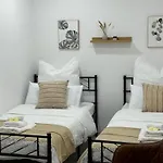 Дом отдыха M B Homes Lauterstein 10 *