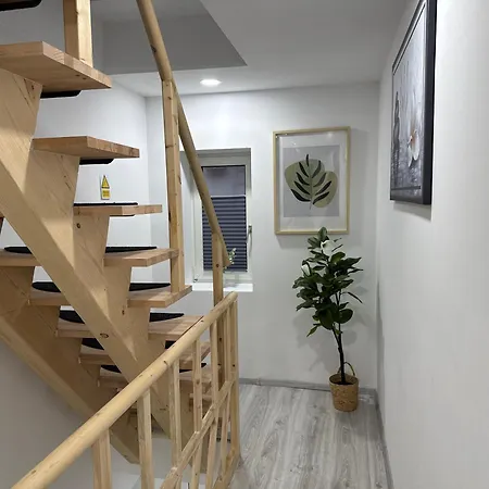 Nyaraló M B Homes Lauterstein 10 *