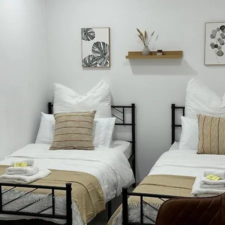 Nyaraló M B Homes Lauterstein 10 *