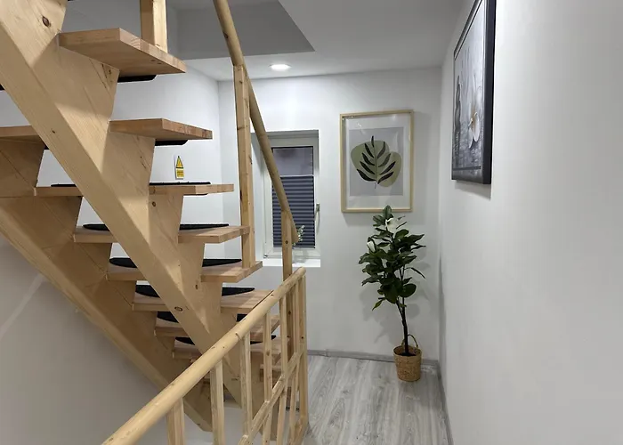 Casa vacanze M B Homes Lauterstein 10 *